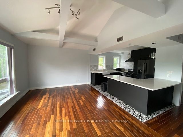 2nd Fl-134 Sedgemount Drive, Toronto, ON, L6A 0V3 - 4