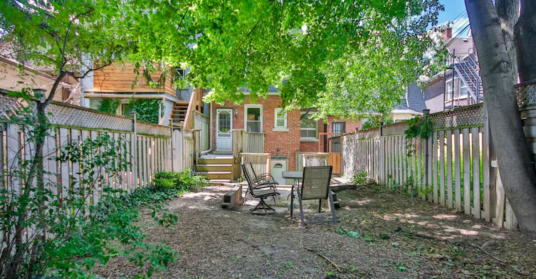 Main Fl-639 Broadview Avenue, Toronto, ON, M4K 2N9 - 32