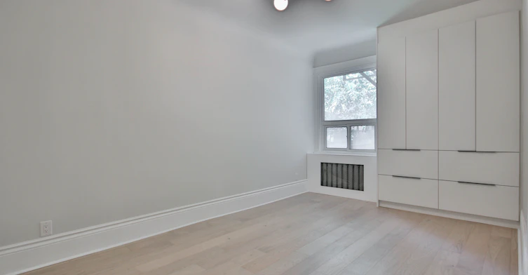 Main Fl-639 Broadview Avenue, Toronto, ON, M4K 2N9 - 23