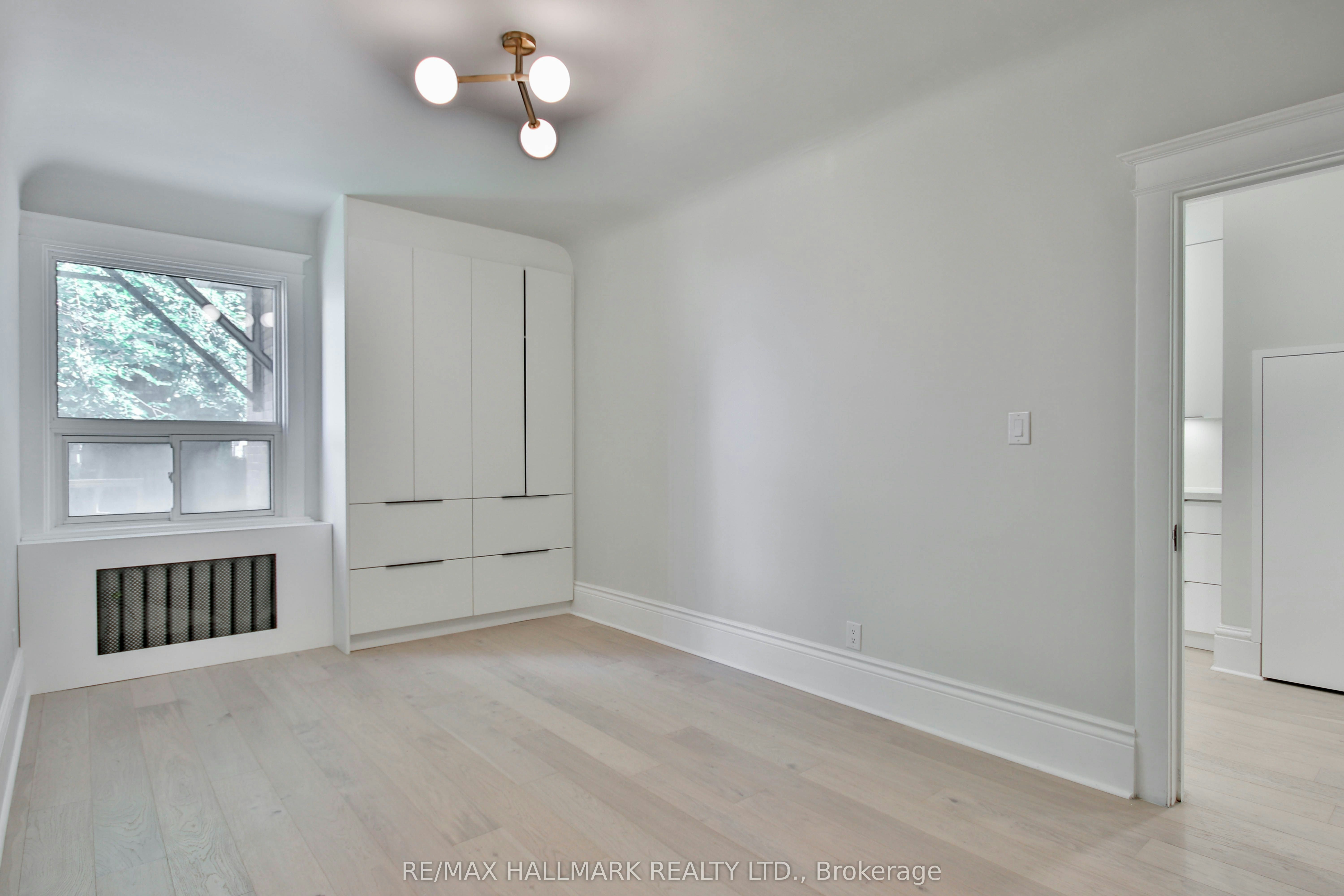 Main Fl-639 Broadview Avenue, Toronto, ON, M4K 2N9 - 24