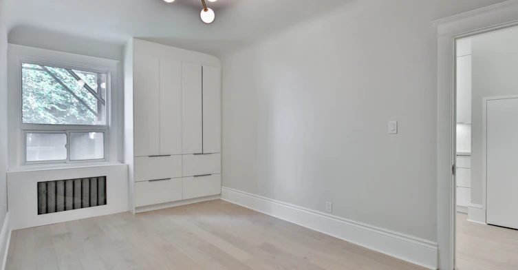 Main Fl-639 Broadview Avenue, Toronto, ON, M4K 2N9 - 24
