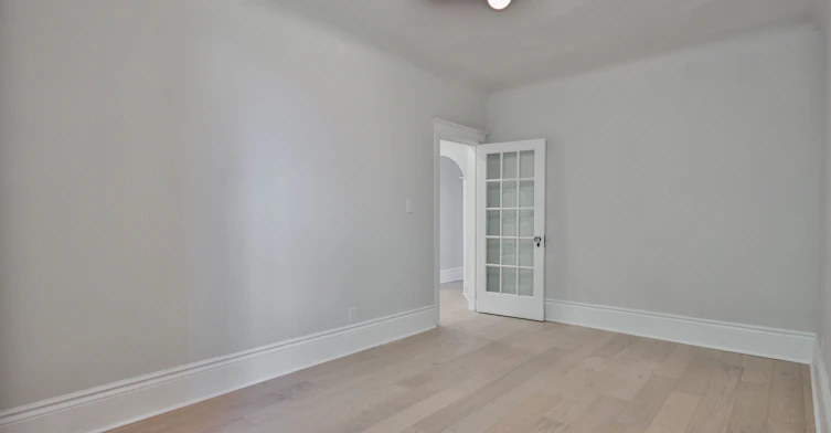 Main Fl-639 Broadview Avenue, Toronto, ON, M4K 2N9 - 22
