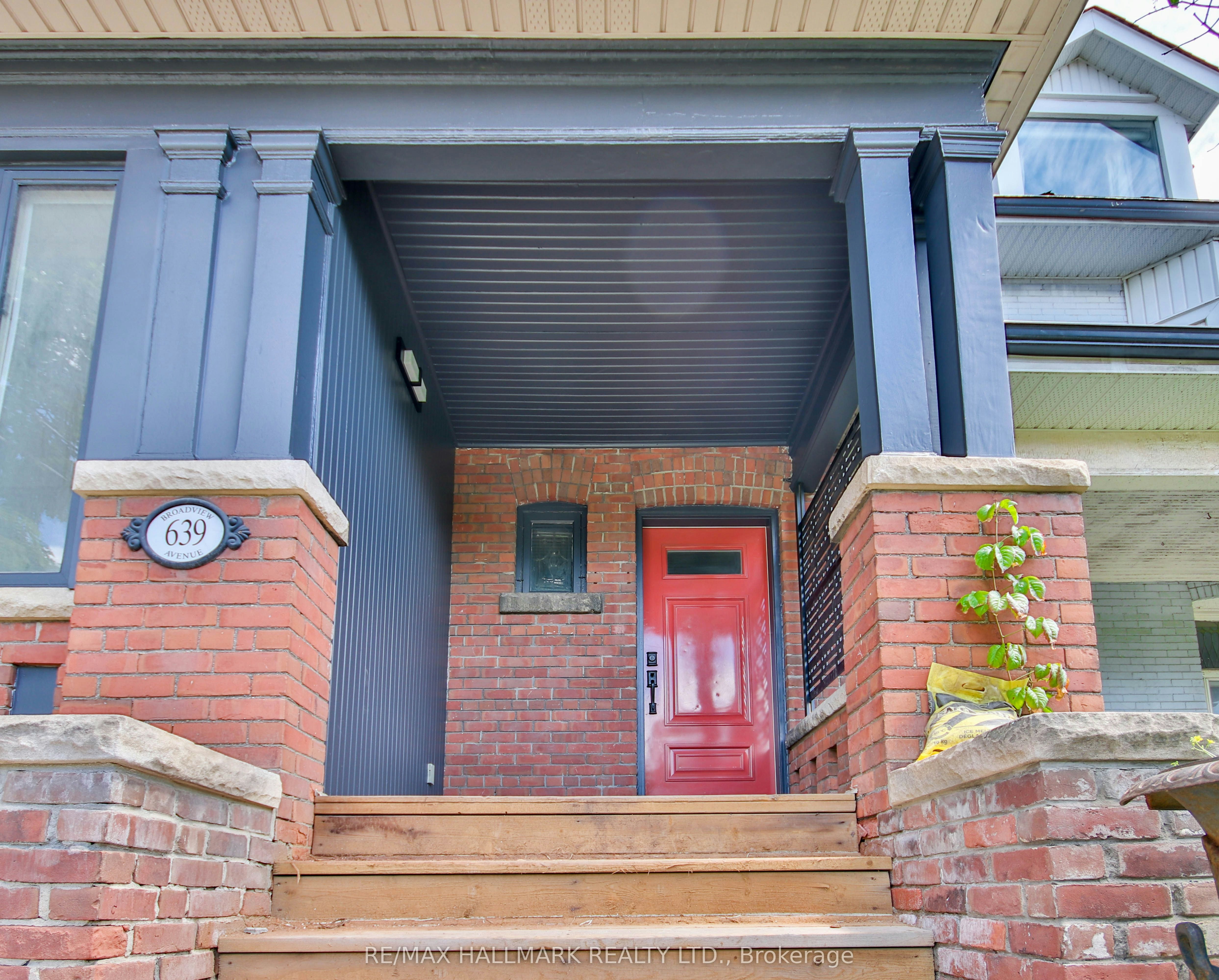 Main Fl-639 Broadview Avenue, Toronto, ON, M4K 2N9 - 3