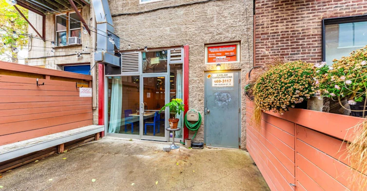 5-996 Queen Street E, Toronto, ON, M4M 1K1 - 5