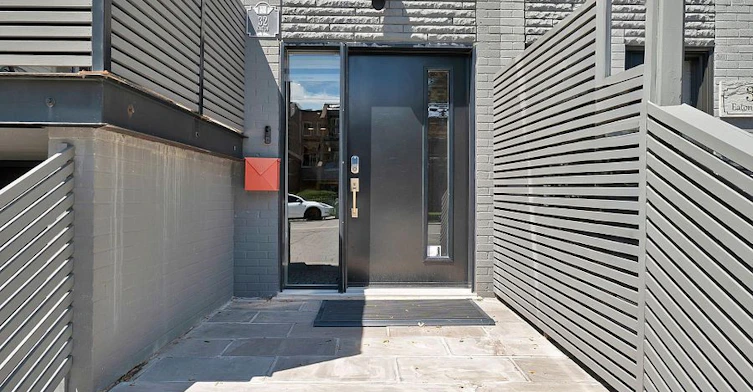 2-32 Eaton Avenue, Toronto, ON, M4J 2Z5 - 13