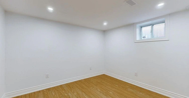 Main-45 Blaisdale Road, Toronto, ON, M1P 1V9 - 18