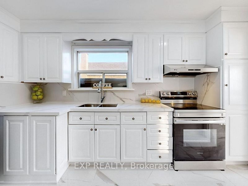 Main-45 Blaisdale Road, Toronto, ON, M1P 1V9 - 12