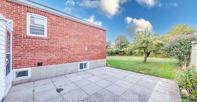 Main-45 Blaisdale Road, Toronto, ON, M1P 1V9 - 29