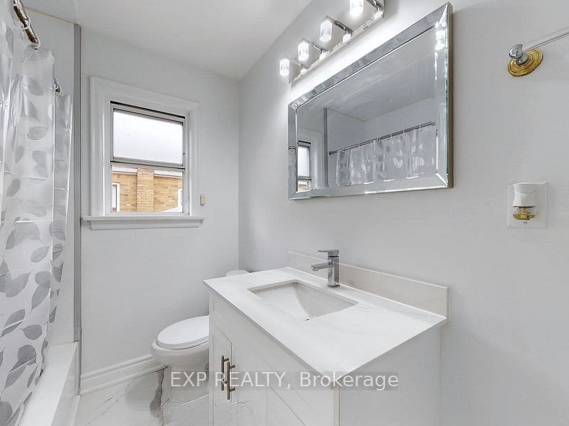 Main-45 Blaisdale Road, Toronto, ON, M1P 1V9 - 14