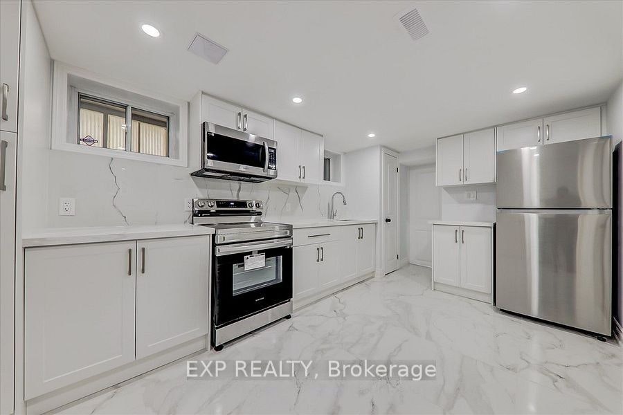 Main-45 Blaisdale Road, Toronto, ON, M1P 1V9 - 10