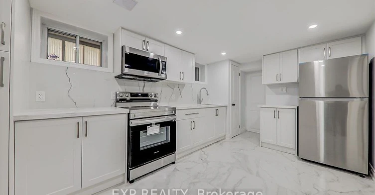 Main-45 Blaisdale Road, Toronto, ON, M1P 1V9 - 10