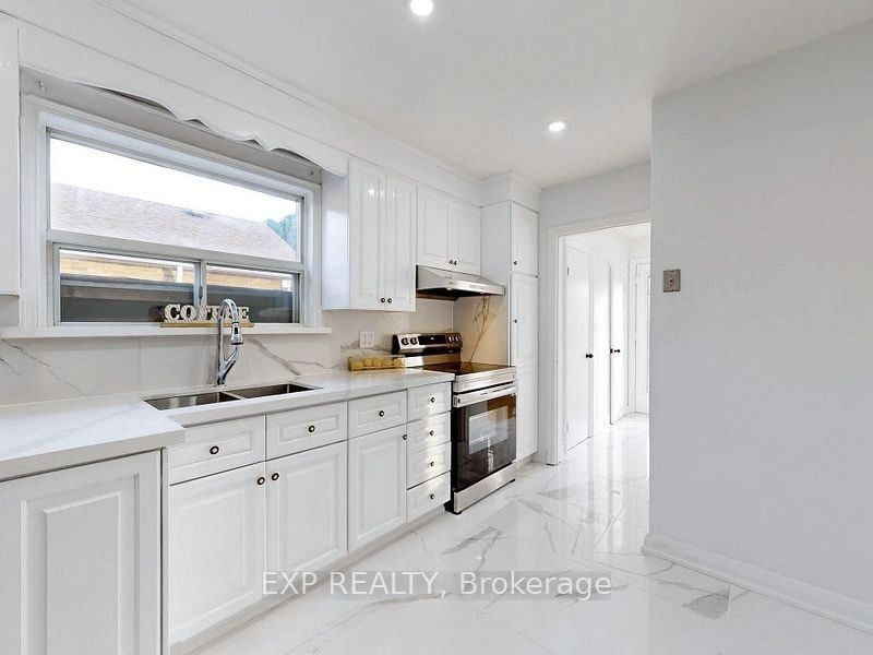 Main-45 Blaisdale Road, Toronto, ON, M1P 1V9 - 11