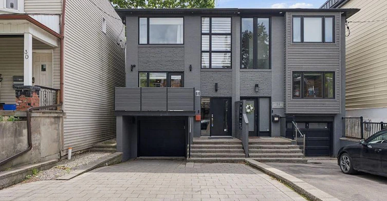 1-32 Eaton Avenue, Toronto, ON, M4J 2Z5