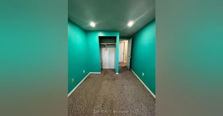 10 - Room C-22 Pearson Street, Oshawa, ON, L1G 7C6 - 5
