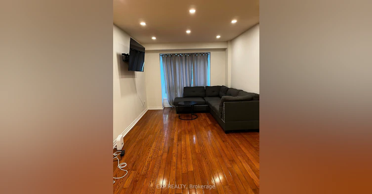 10 - Room C-22 Pearson Street, Oshawa, ON, L1G 7C6 - 7
