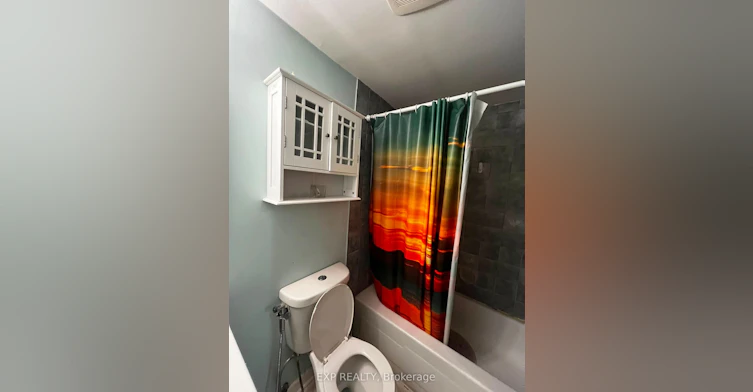 10 - Room C-22 Pearson Street, Oshawa, ON, L1G 7C6 - 6