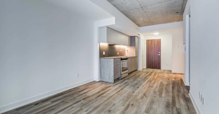 512-30 Baseball Place, Toronto, ON, M4M 0E8 - 9