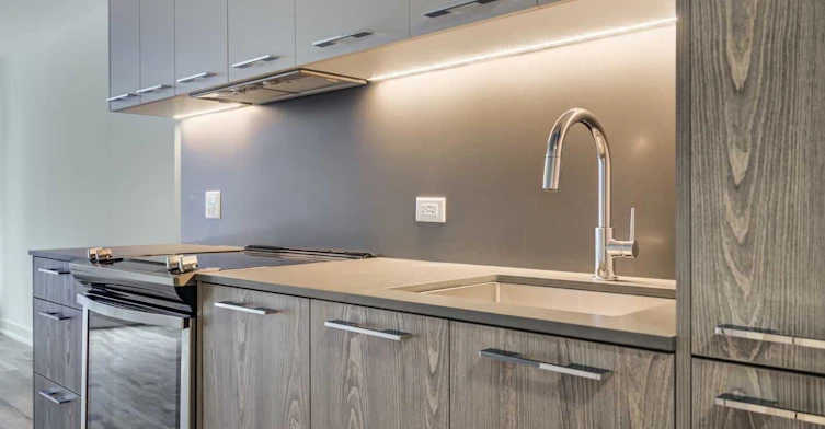 512-30 Baseball Place, Toronto, ON, M4M 0E8 - 5