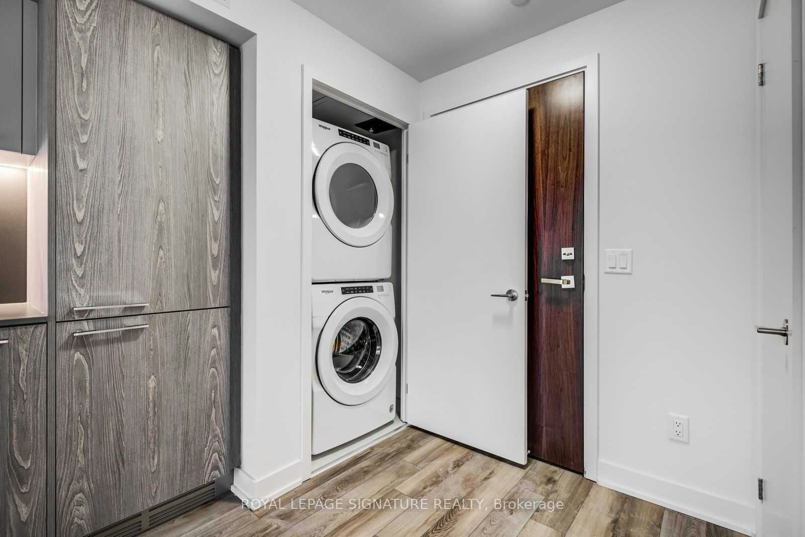 512-30 Baseball Place, Toronto, ON, M4M 0E8 - 17