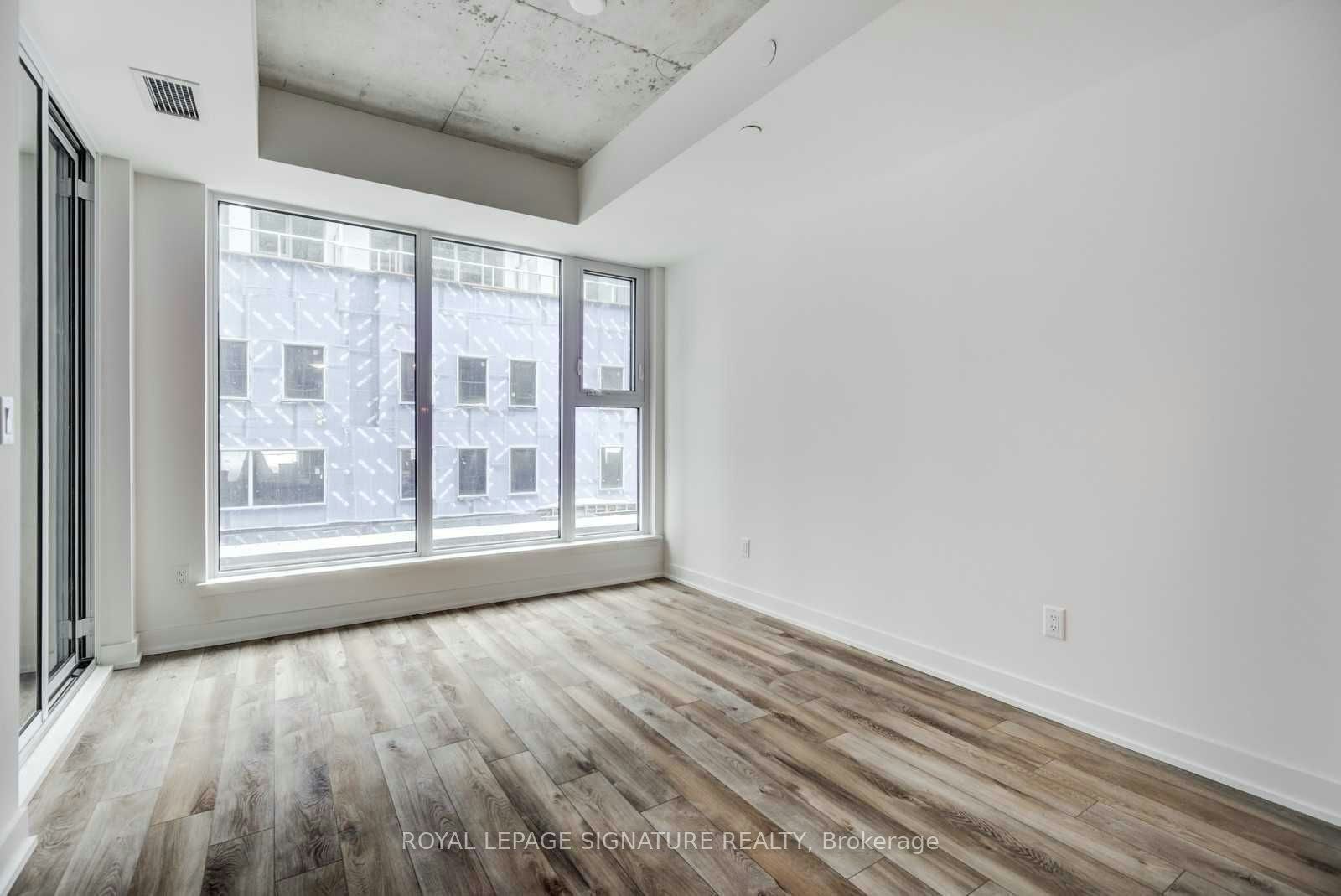 512-30 Baseball Place, Toronto, ON, M4M 0E8 - 6