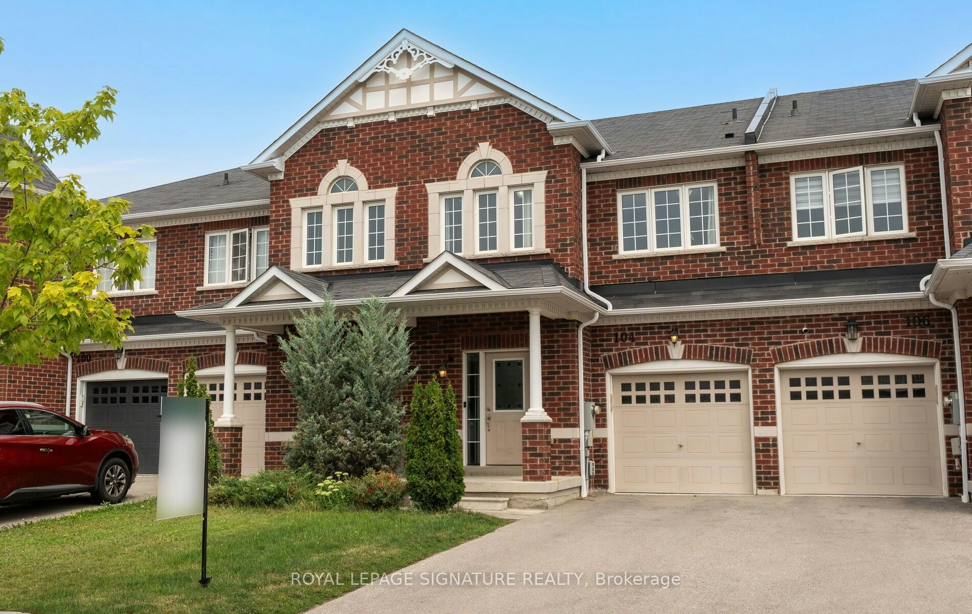 104 Whitefoot Crescent, Ajax, ON, L1Z 2E3