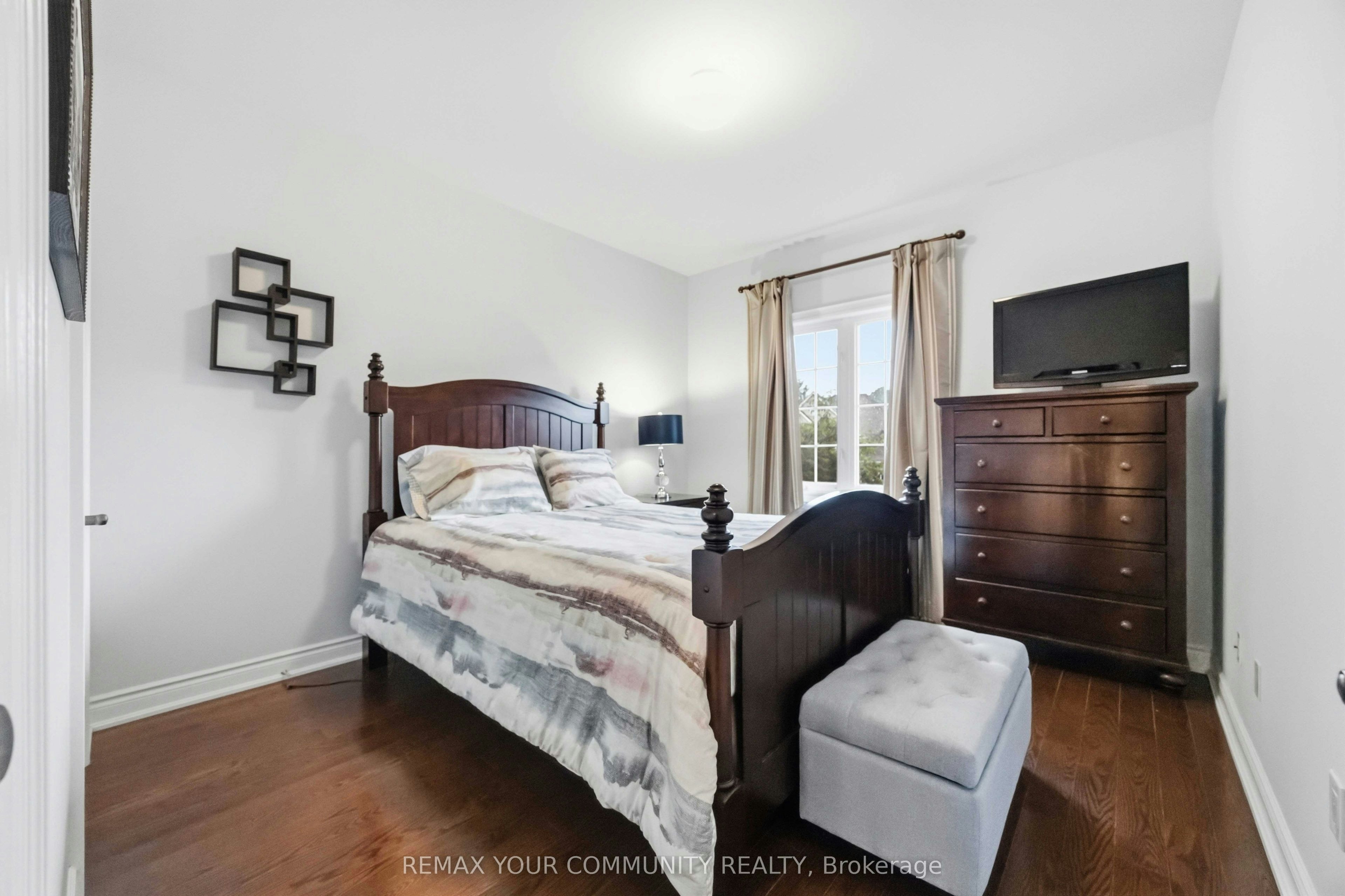 2313 Southcott Road, Pickering, ON, L1X 0A6 - 23