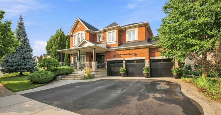 2313 Southcott Road, Pickering, ON, L1X 0A6