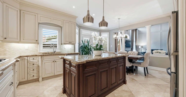 2313 Southcott Road, Pickering, ON, L1X 0A6 - 13