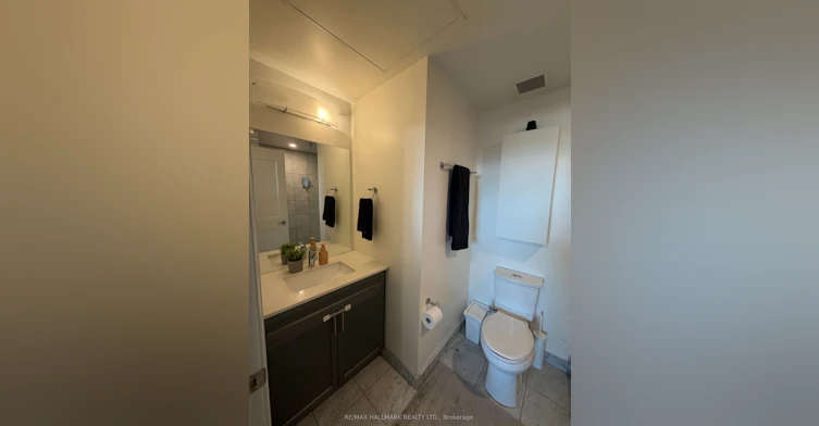 302-365 Beech Avenue, Toronto, ON, M4E 0C2 - 6