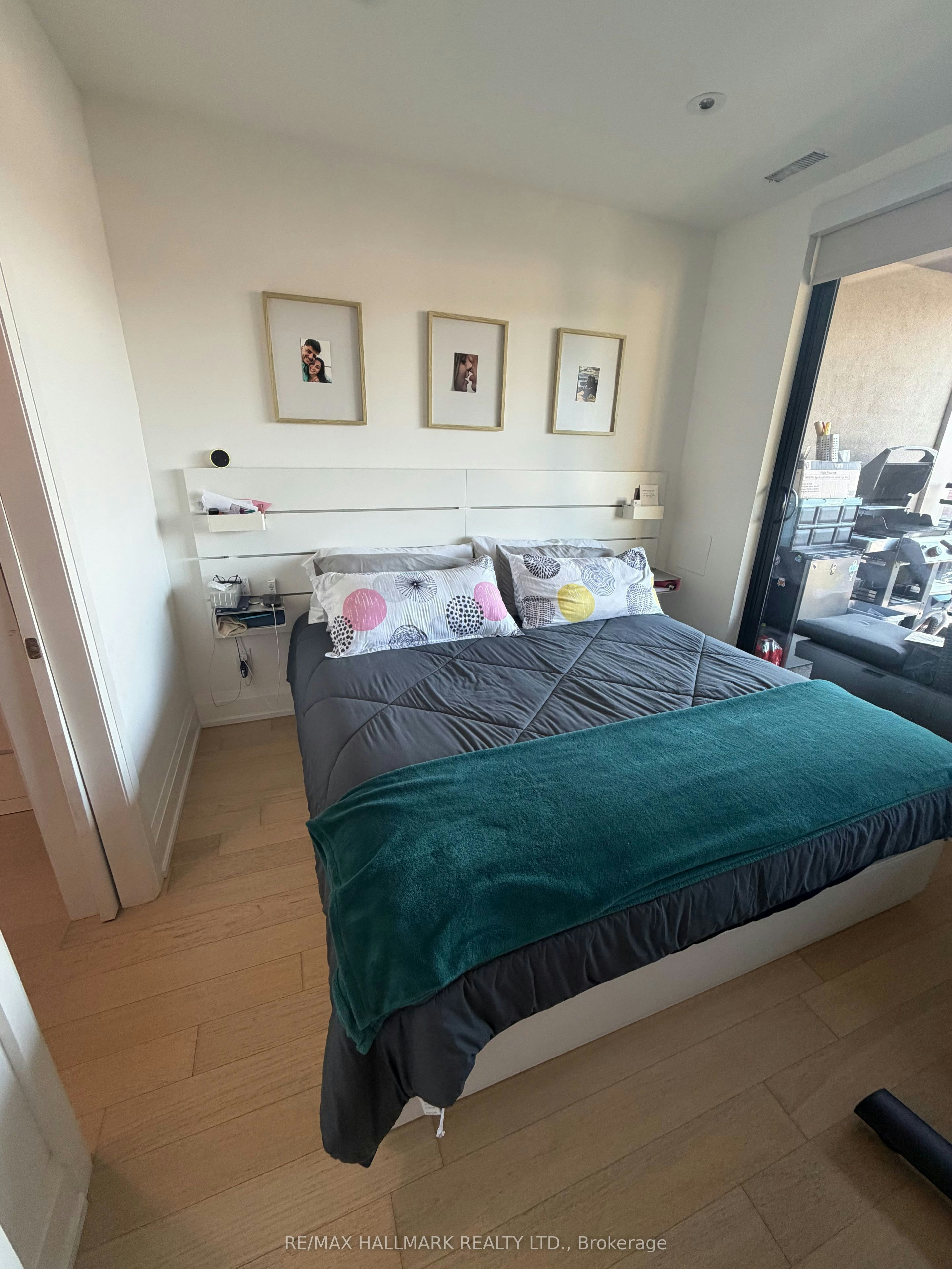 302-365 Beech Avenue, Toronto, ON, M4E 0C2 - 5