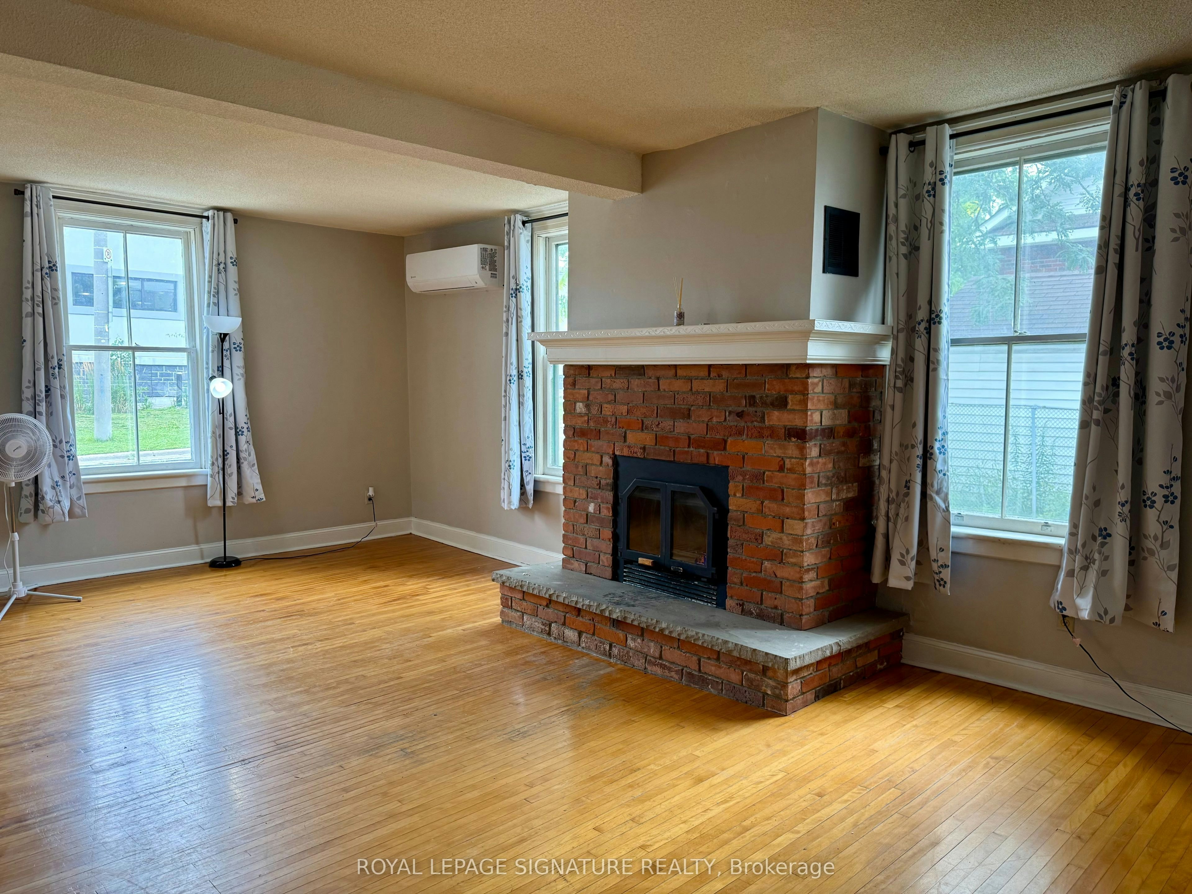 12 Hemlock Avenue, Oshawa, ON, L1H 1Y7 - 3