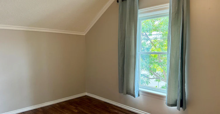 12 Hemlock Avenue, Oshawa, ON, L1H 1Y7 - 13