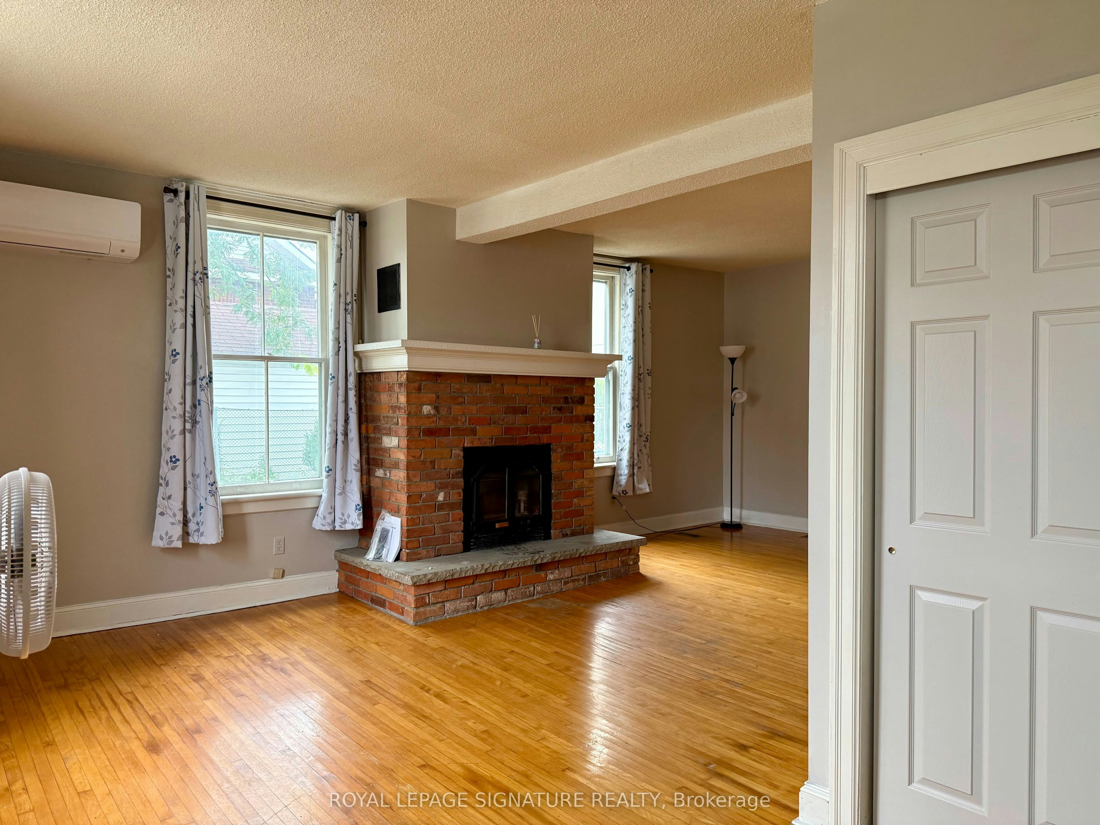 12 Hemlock Avenue, Oshawa, ON, L1H 1Y7 - 2