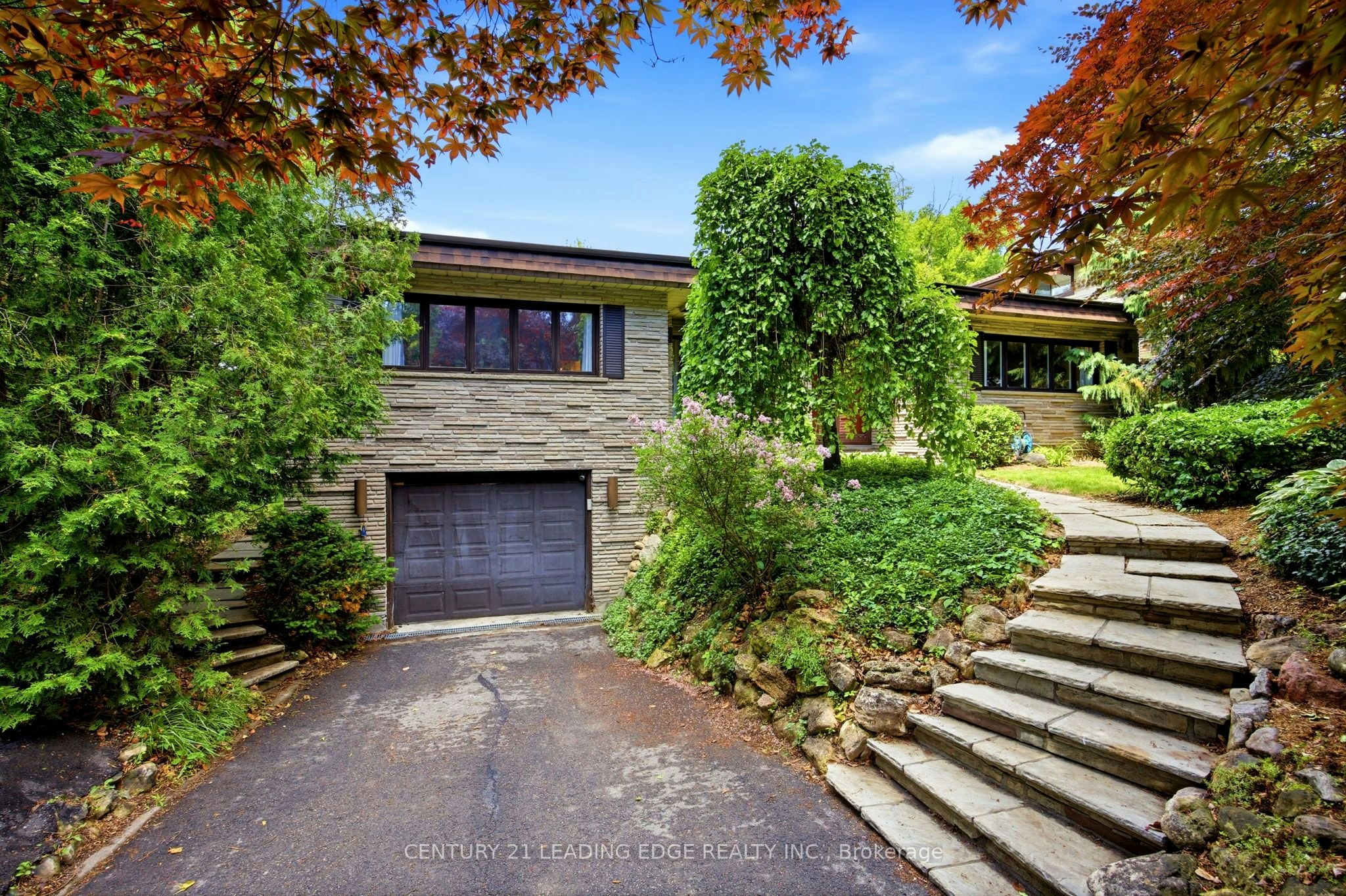 128 Marica Avenue, Oshawa, ON, L1G 3G8