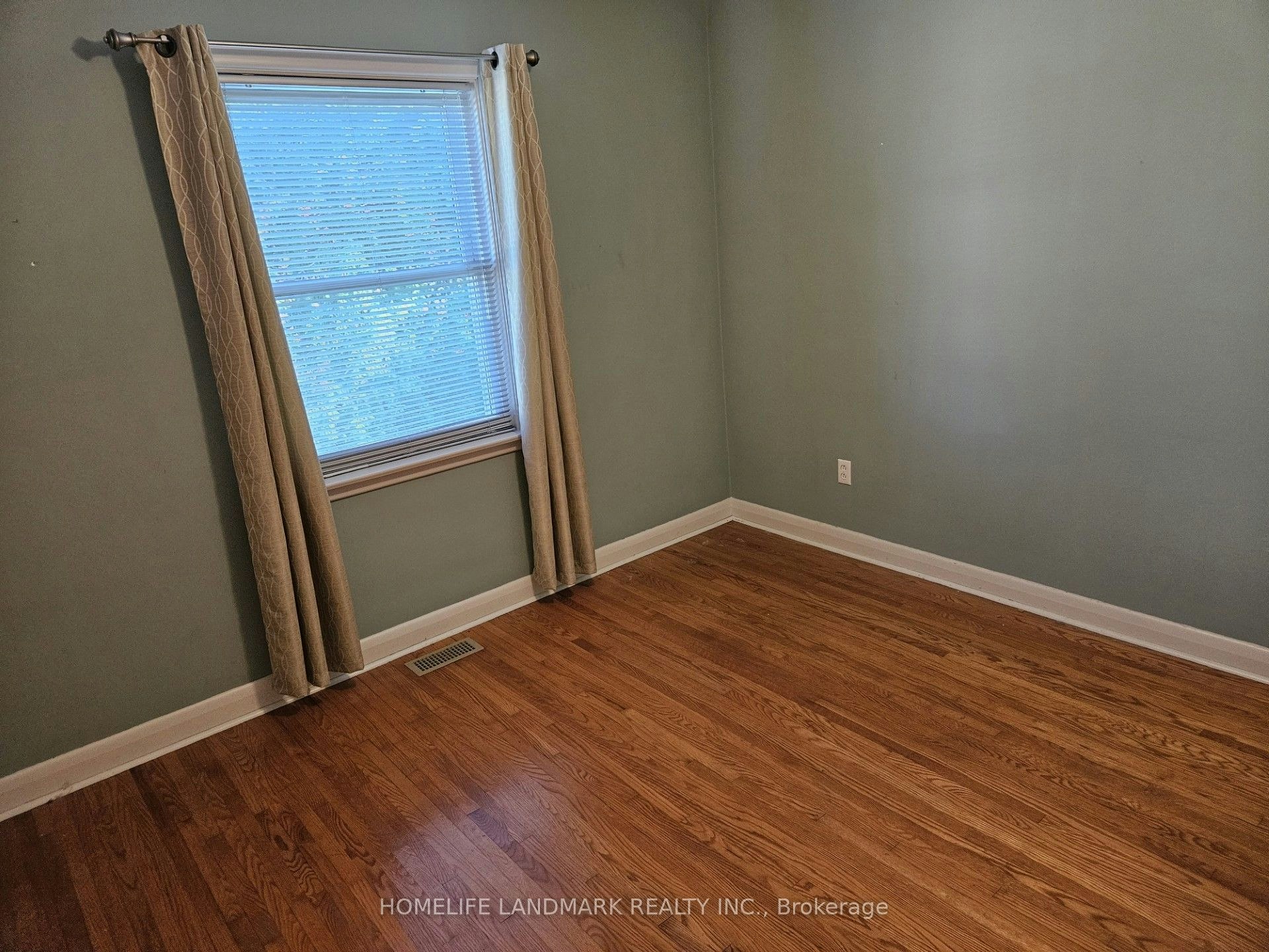 (Main)-147 Fitzgibbon Avenue, Toronto, ON, M1K 4A6 - 31