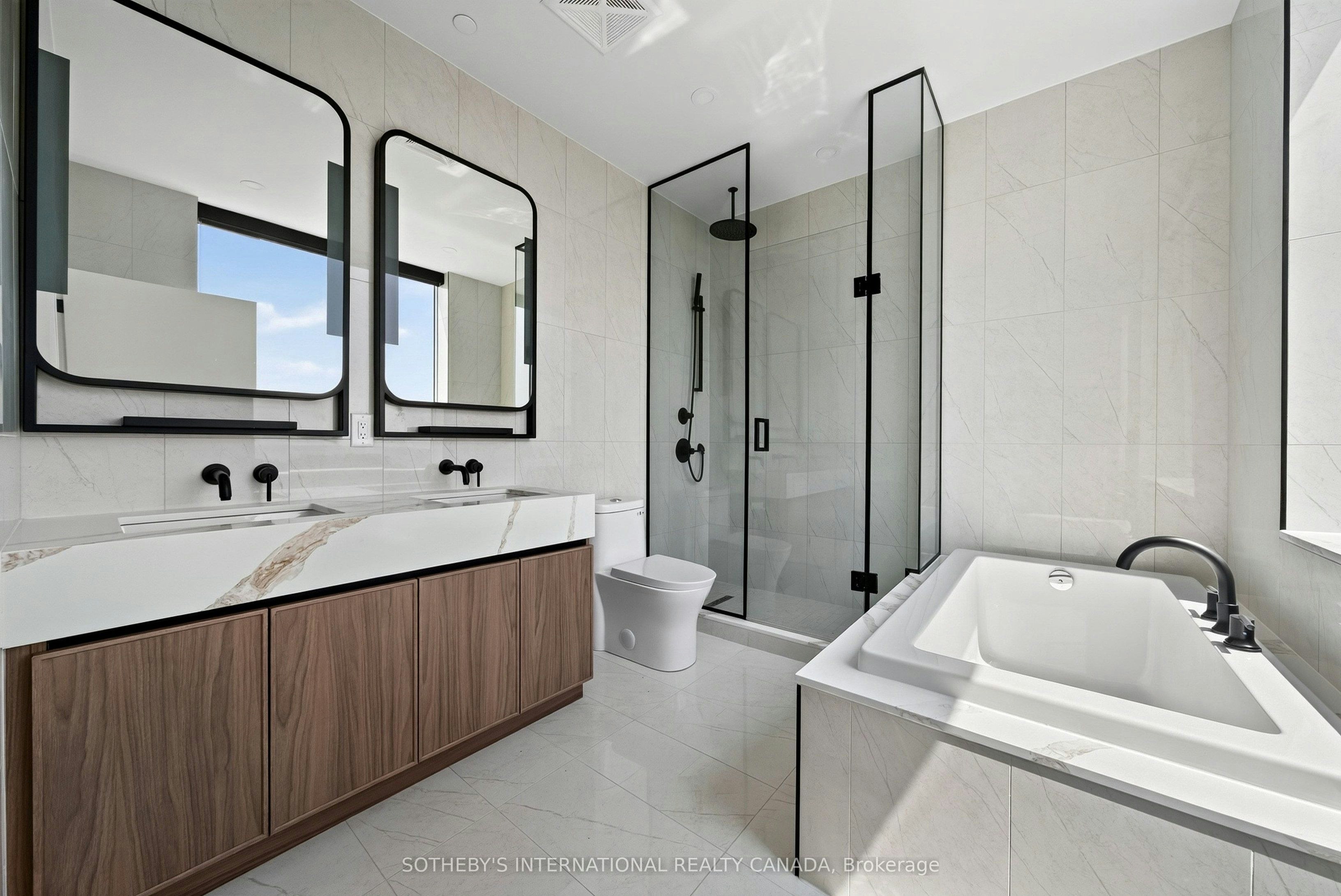 PH1701-1050 Eastern Avenue, Toronto, ON, M4L 0B7 - 11