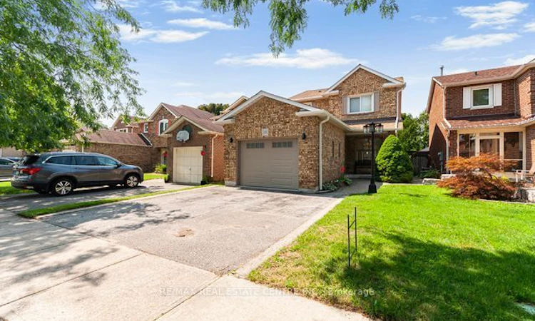 38 Tresher Court