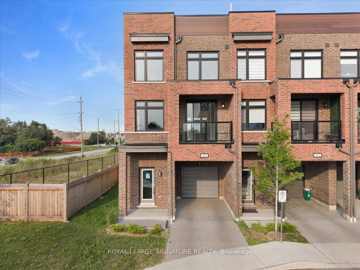 301-1865 Pickering Parkway, Pickering, ON, L1V 0H2