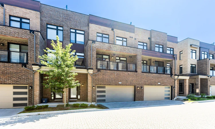 805-1865 Pickering Parkway