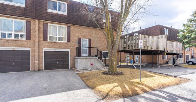 89-320 Blackthorn Street, Oshawa, ON, L1K 1K9