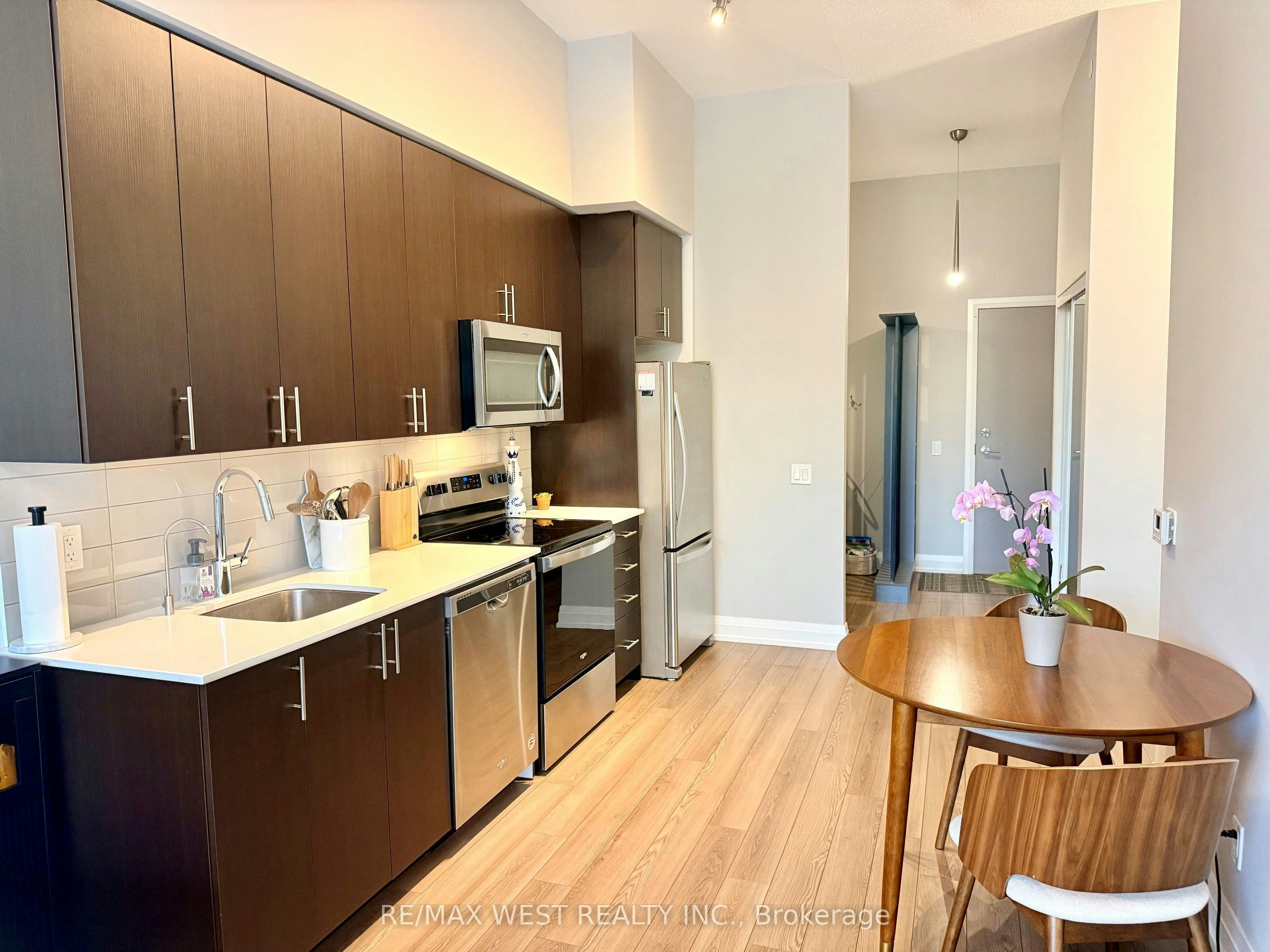 210-3121 Sheppard Avenue E, Toronto, ON, M1T 0B6 - 4