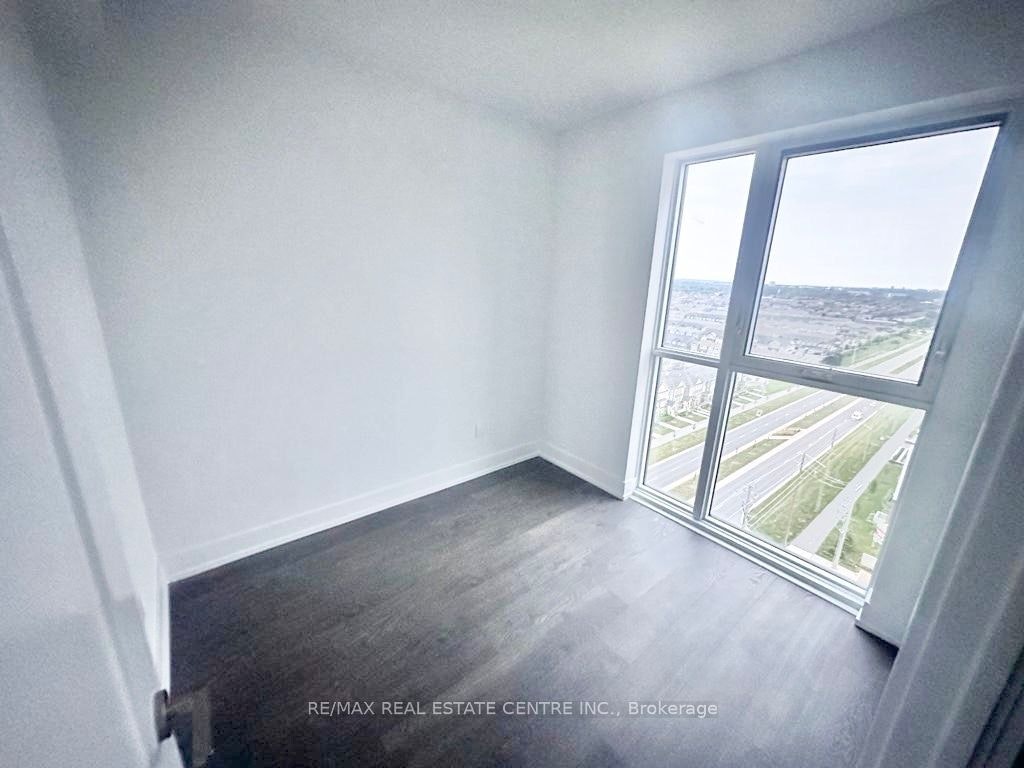 1516-2550 Simcoe Street N, Oshawa, ON, L1L 0R5 - 12