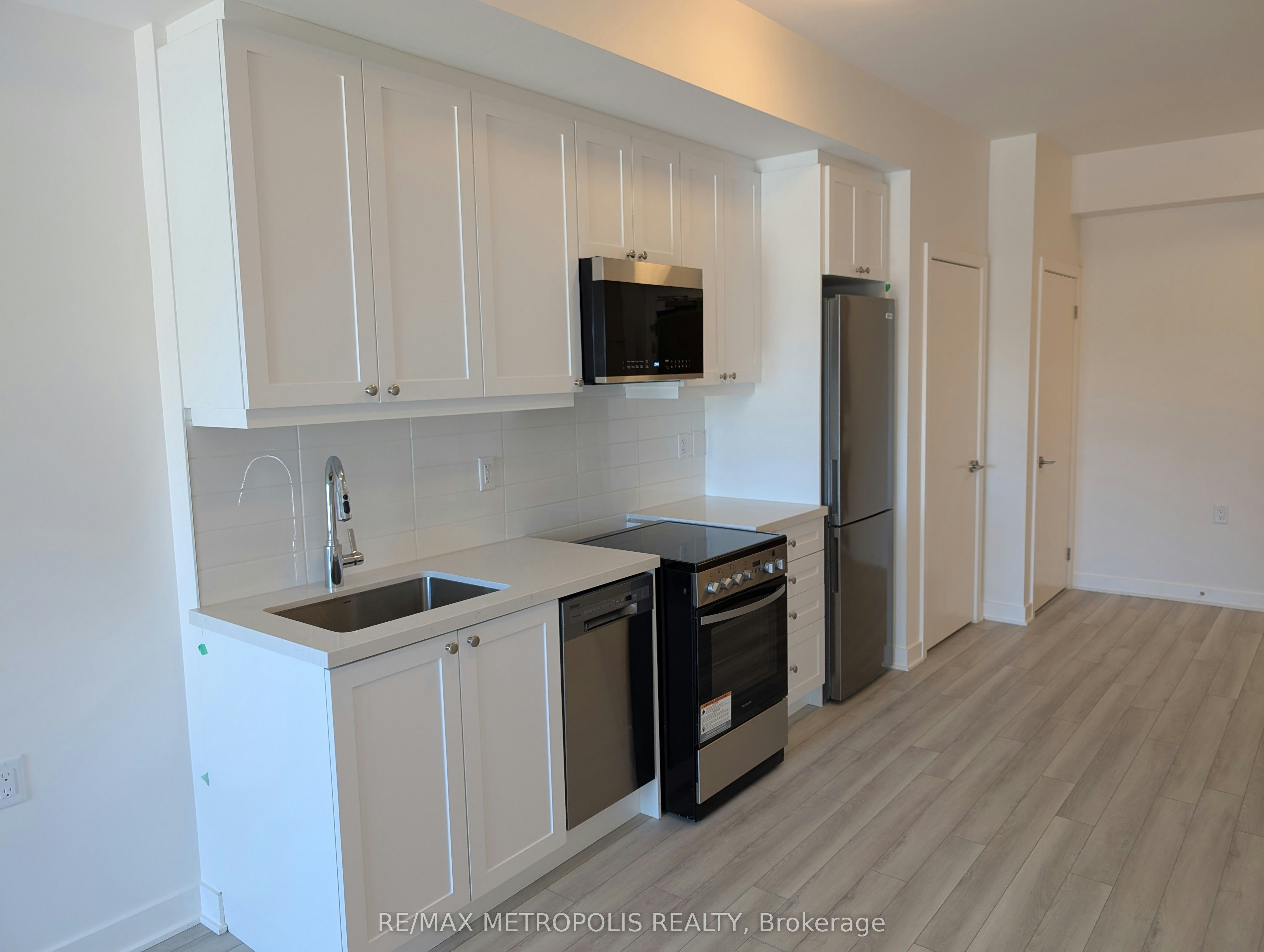 207-55 Clarington Boulevard, Clarington, ON, L1C 0A1 - 5