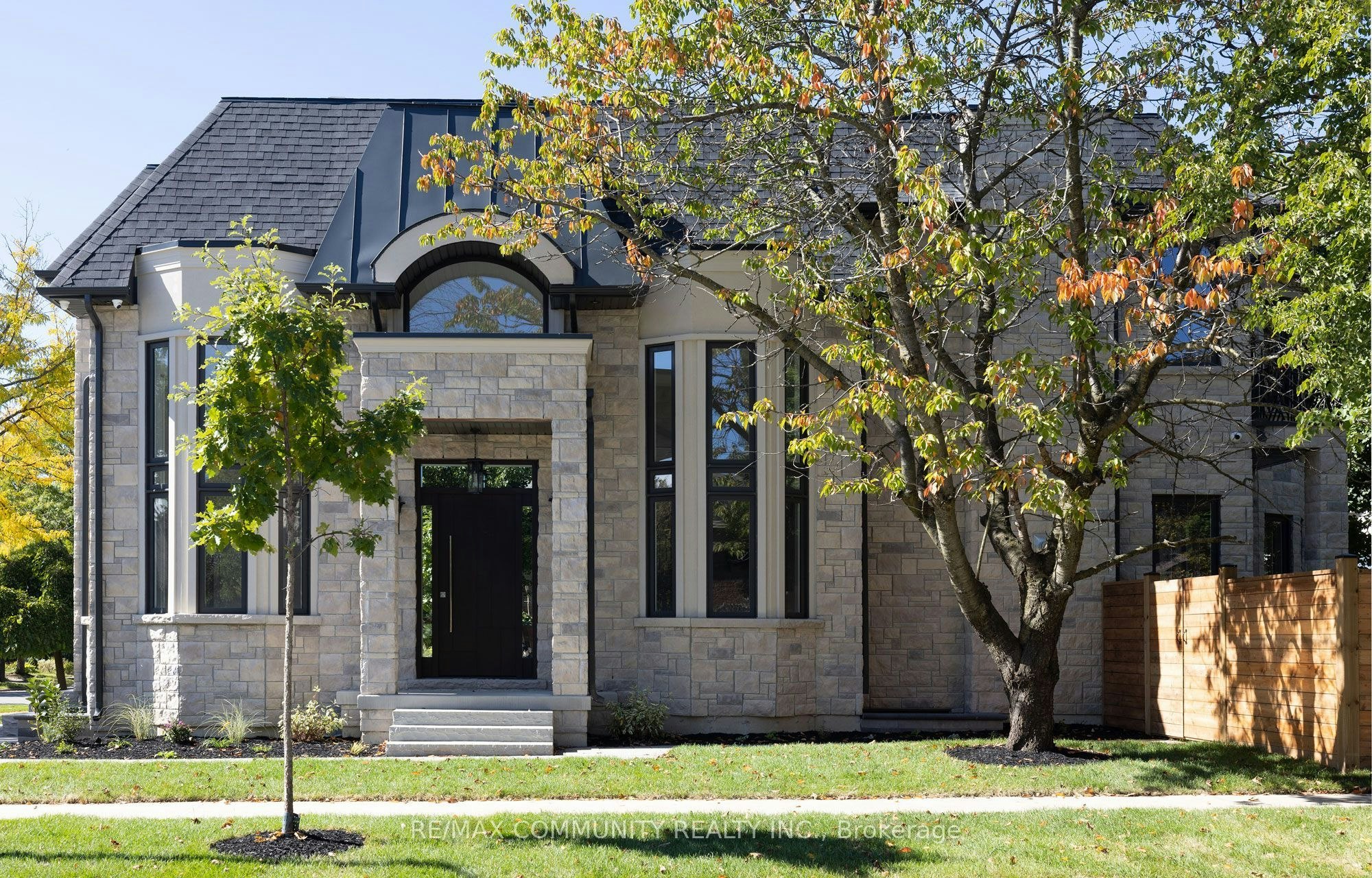 12 Port Royal Trail, Toronto, ON, M1V 2G5