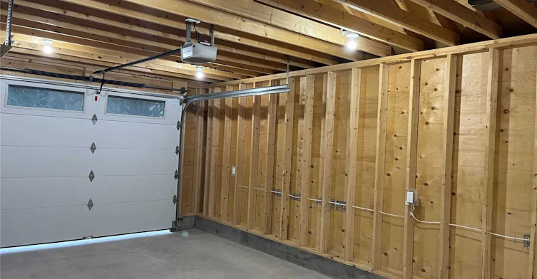 40 Amiens(main) Road E, Toronto, ON, M1E 3S8 - 17
