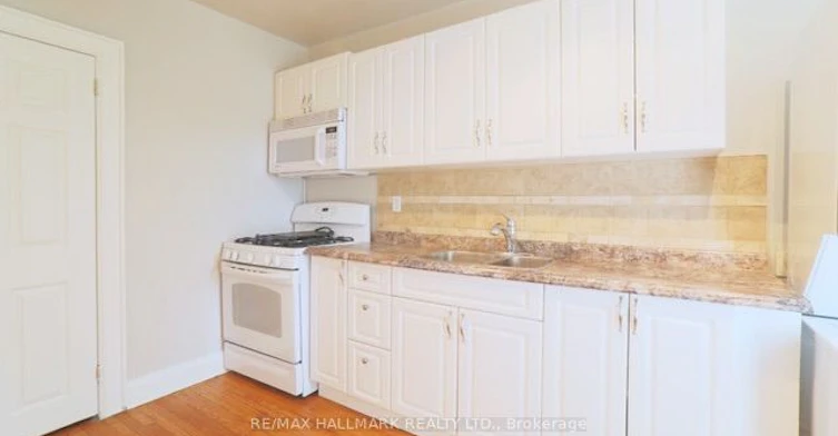 Upper-1481 Queen Street E, Toronto, ON, M4L 1E2 - 7