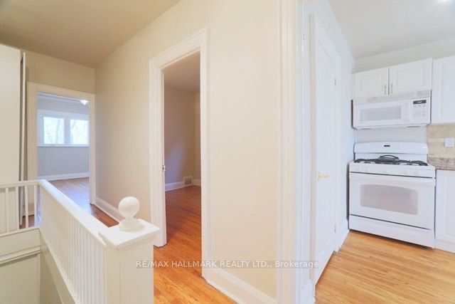 Upper-1481 Queen Street E, Toronto, ON, M4L 1E2 - 5