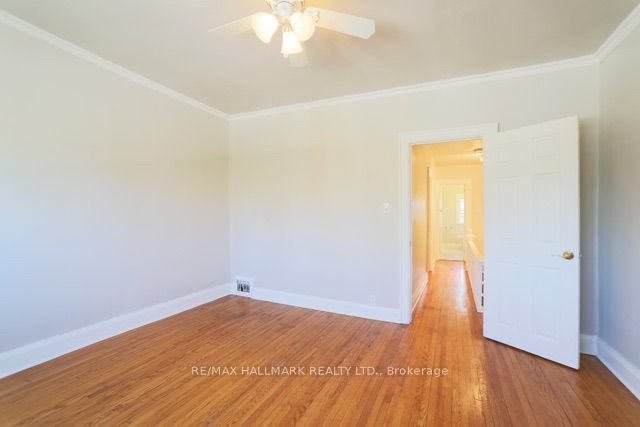 Upper-1481 Queen Street E, Toronto, ON, M4L 1E2 - 12