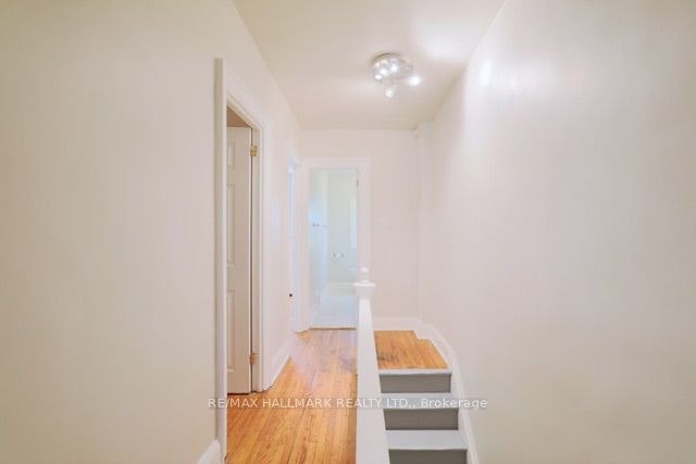 Upper-1481 Queen Street E, Toronto, ON, M4L 1E2 - 4