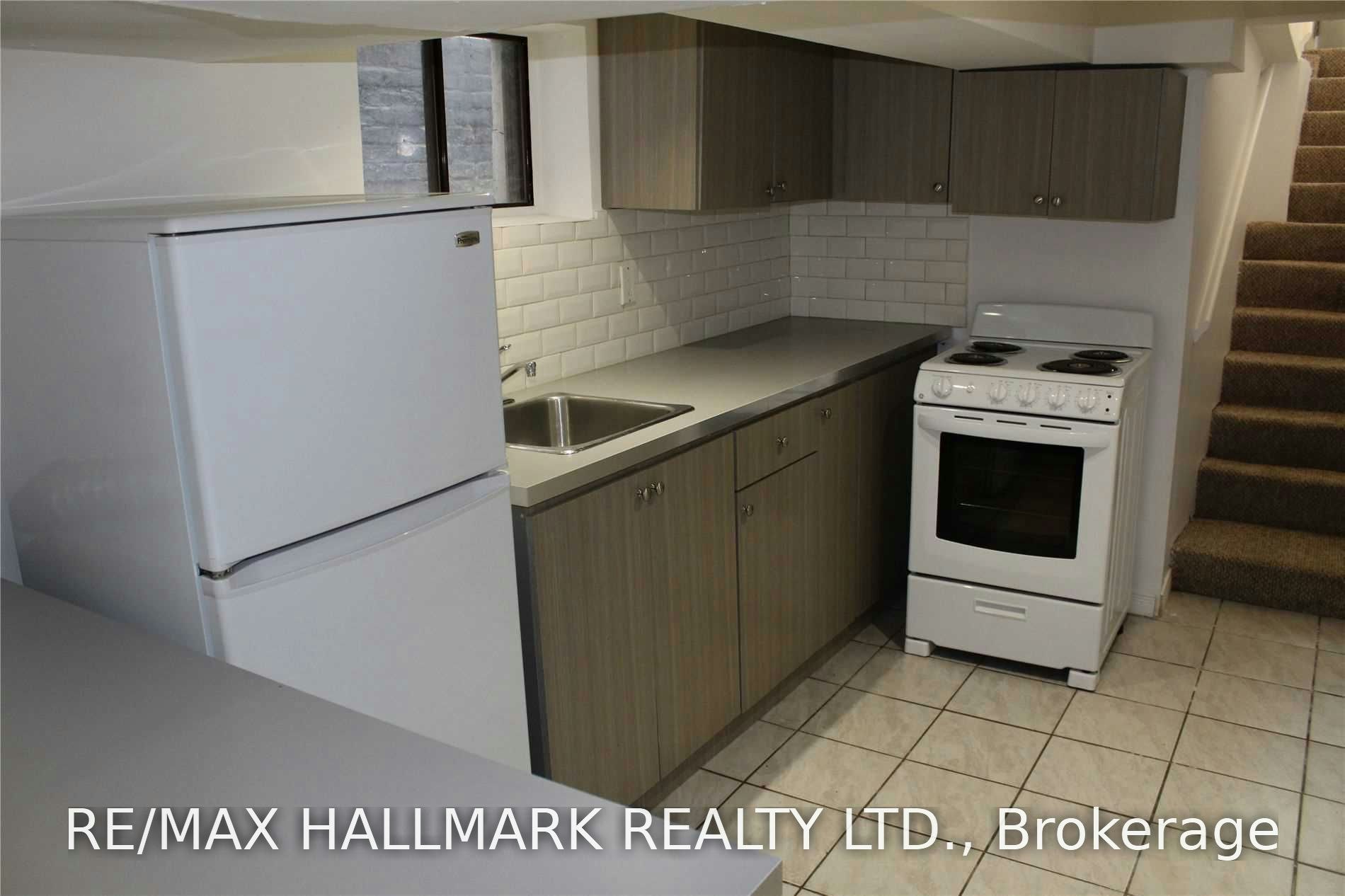 Bsmt-48 Strathcona Avenue, Toronto, ON, M4J 1G8 - 3